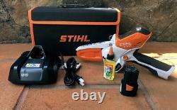 STIHL GTA 26 Handheld Pruner Chain Saw Battery Powered Carry Case Charger Oil