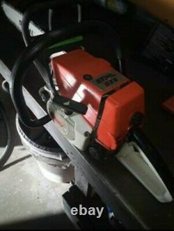 Stihl 026 chainsaw runs great with 18 inch bar & chain Runs Great awesome saw