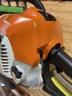 Stihl MS211 Gas Chainsaw, Clean, New 16 Bar and Chain, Lightly Used Chainsaw