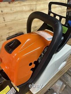 Stihl MS211 Gas Chainsaw, Clean, New 16 Bar and Chain, Lightly Used Chainsaw