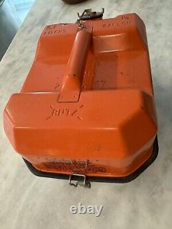 Vintage Chainsaw 1987 Stihl Blitz USMC Metal Chainsaw Gas Fuel Can Minty
