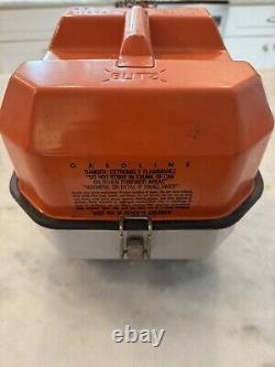 Vintage Chainsaw 1987 Stihl Blitz USMC Metal Chainsaw Gas Fuel Can Minty